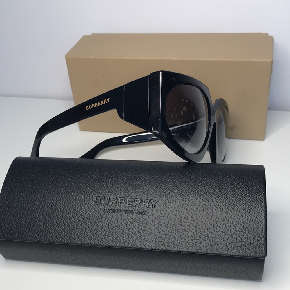 Burberry Women's BE4306 BE/4306 3001/8G Black Fashion Oval Sunglasses 60mm - Picture 7 of 16